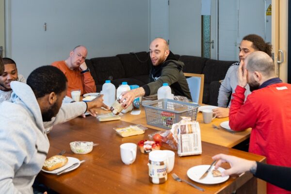 Clienten het Nest lunchen